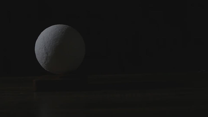 Illuminate Your Space with the Floating Moon Lamp - Stunning Lunar Replica